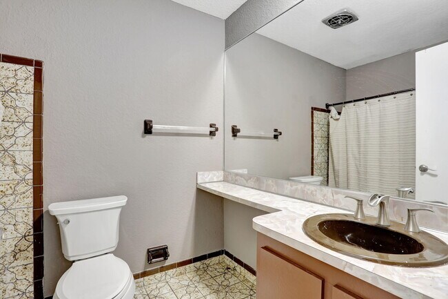 Building Photo - 9062 NW 20th Manor