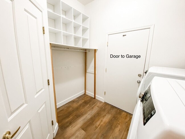 Building Photo - Beautiful 3 Bed/2 Bath home!