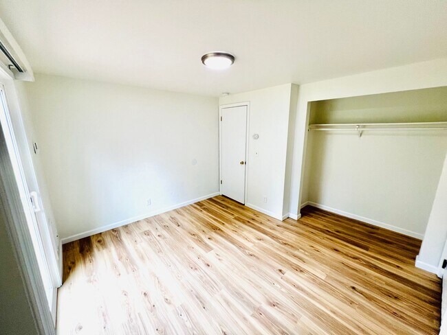 Building Photo - 6608 Stanton Ct SW