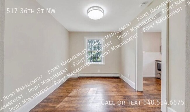 Building Photo - 517 36th St