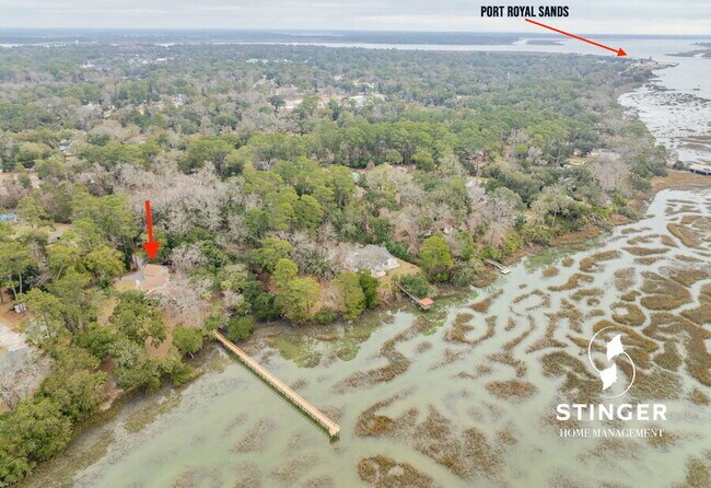 Building Photo - 1808 Lenora Dr