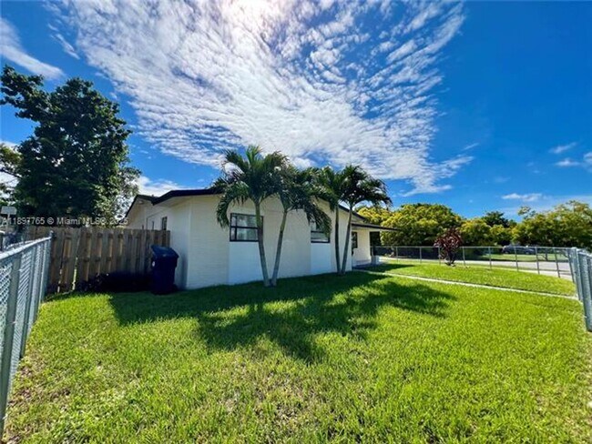 Building Photo - 11950 SW 199th St