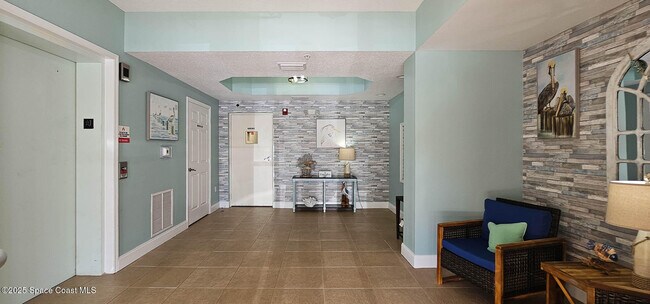 Building Photo - 7128 Marbella Ct