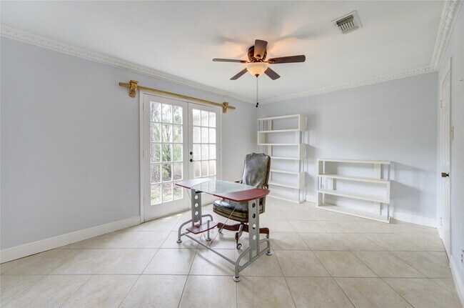 Building Photo - 14214 Woodnook Dr