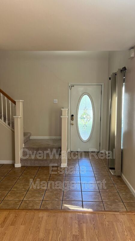 Building Photo - 2412 Hillbrook Cir
