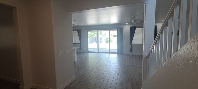 Building Photo - 4 Bedroom 3 Bathroom Upgrade Model Home