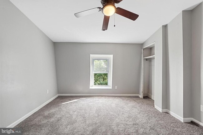 Building Photo - 225 Market St