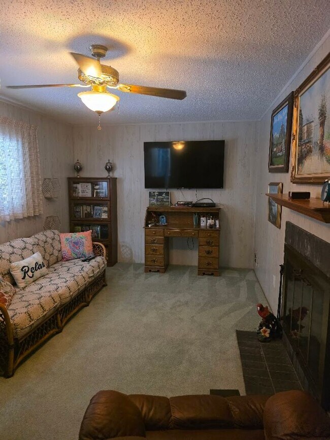 Building Photo - Sugarmill Woods Pool Home available 12/1/25