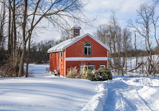 Building Photo - 2022 Co Rte 8