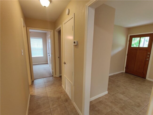 Building Photo - 300 Wilmes Dr