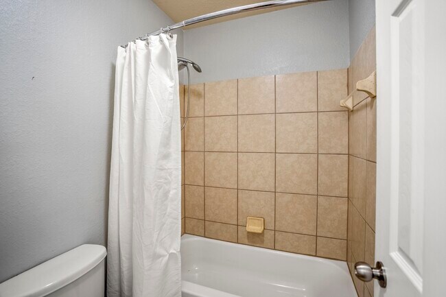 Building Photo - 14911 Calico Heights Ln