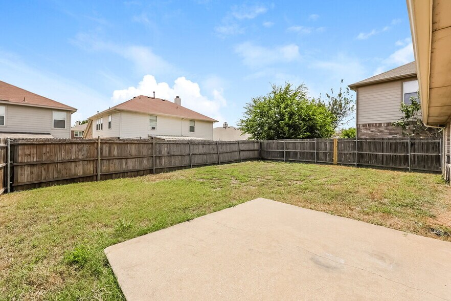 Building Photo - 7312 Moon Ridge Ct