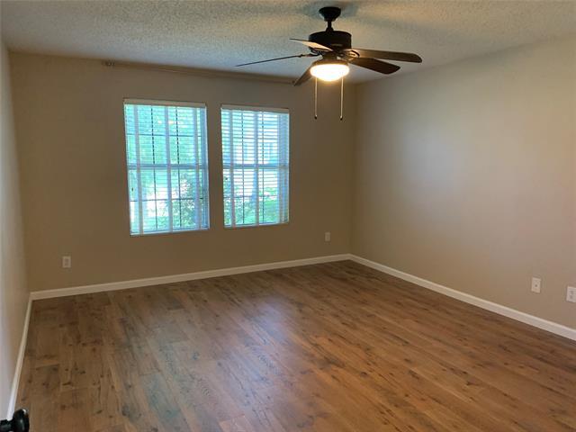 Building Photo - 1472 Stewart Dr