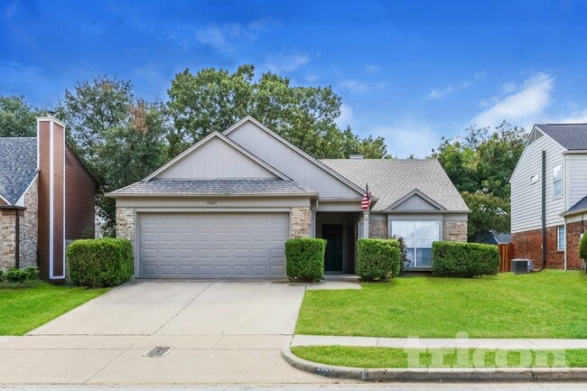 Primary Photo - 2601 Country Creek Ln