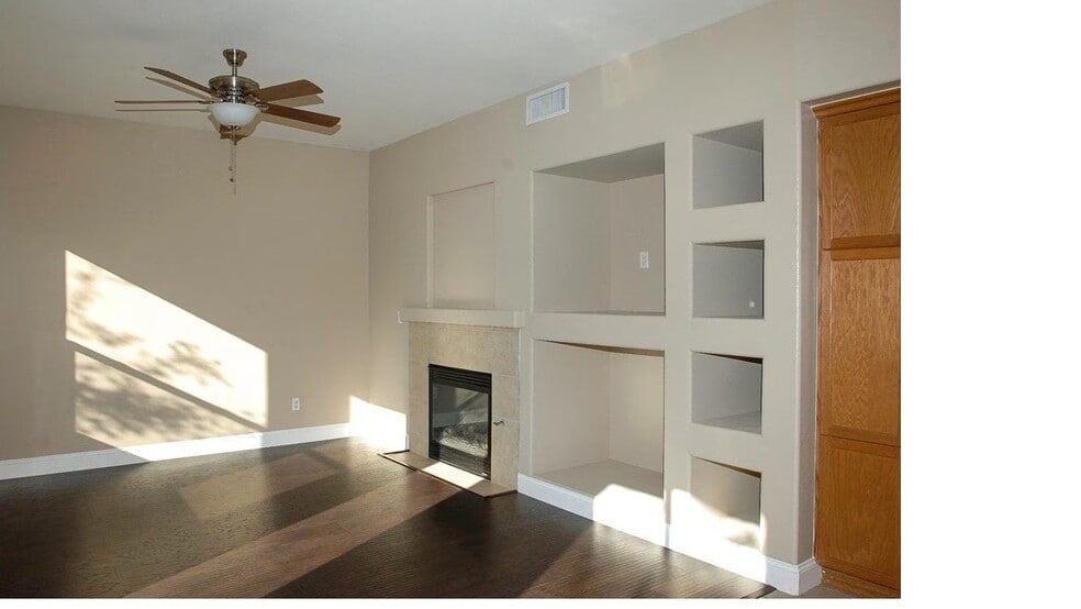 Building Photo - 772 W Barcelona Ln