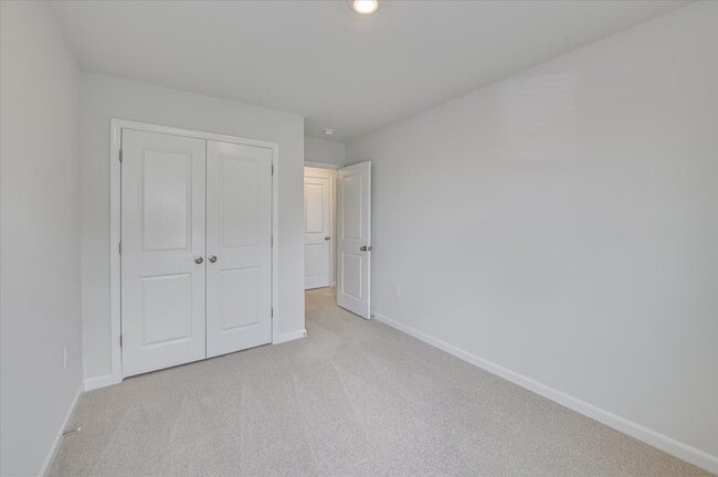Building Photo - 801 Grovebury Ct