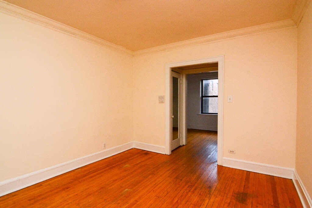 Building Photo - 2336 N Spaulding Ave