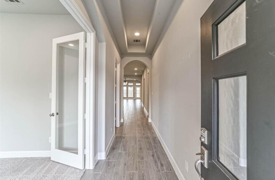 Building Photo - 23918 Cedar Glade Ln