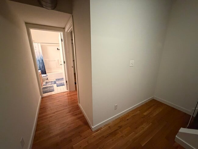 Building Photo - 1017 Jefferson St