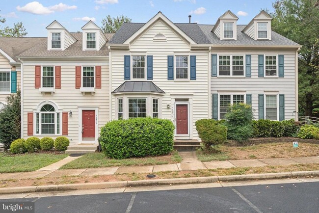 Building Photo - 46858 Lawnes Creek Terrace