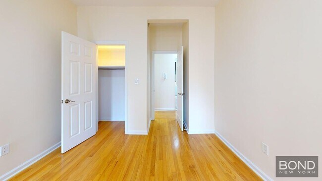Building Photo - 605 W 170th St