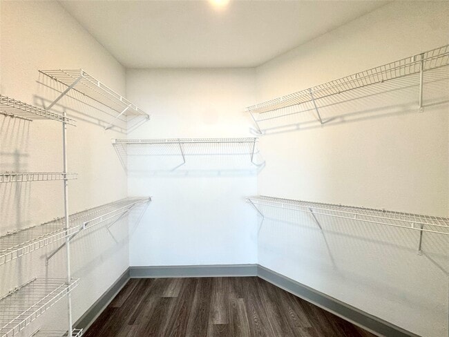 Building Photo - 3333 Weslayan St