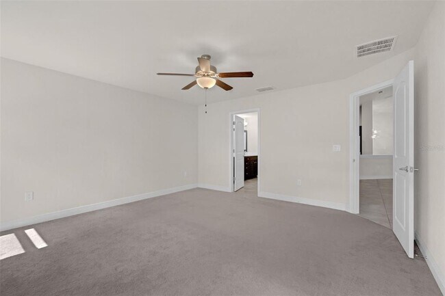 Building Photo - 424 Buchannan Dr