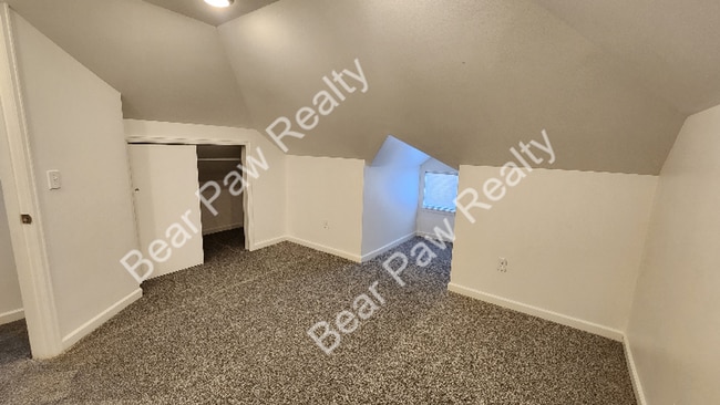 Building Photo - 1007 W 29th St