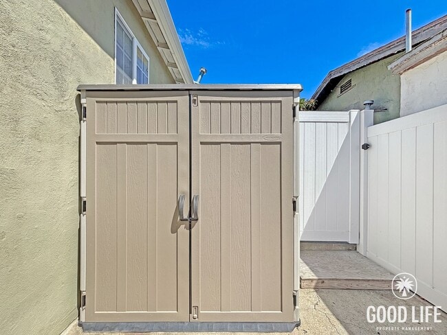 Building Photo - Cozy 2 bedroom, 1 bathroom home in North Park!