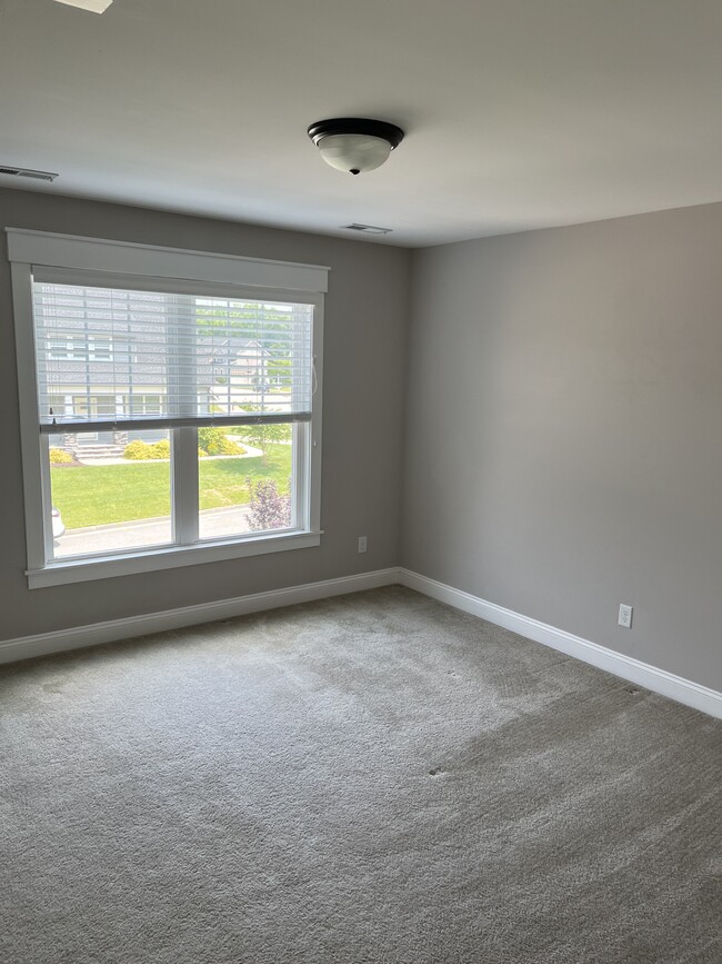 Building Photo - 3242 Barkham Dr