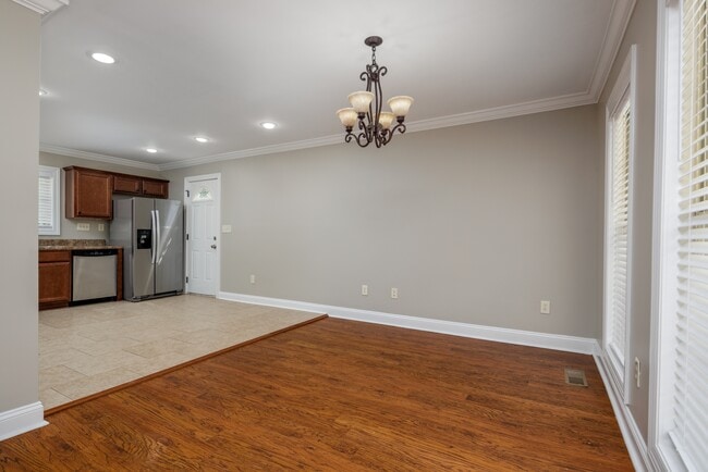 Building Photo - 709 Slaughter Rd