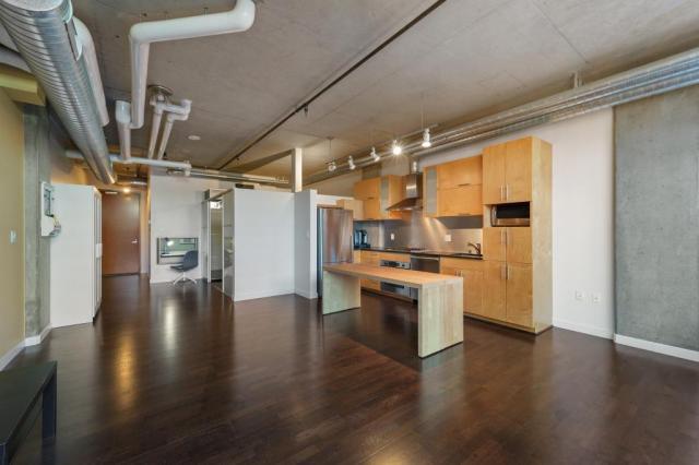 Building Photo - 1 bedroom in Seattle WA 98121
