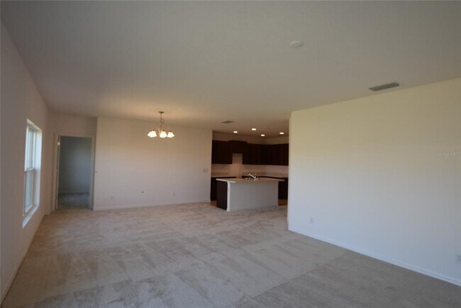 Building Photo - 173 Luxmore Rd