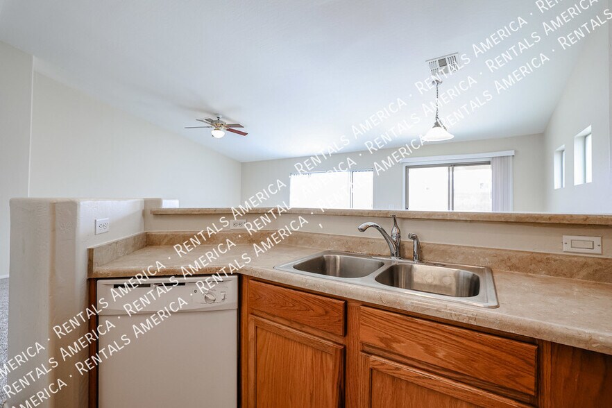 Building Photo - 6718 S Garnet Way