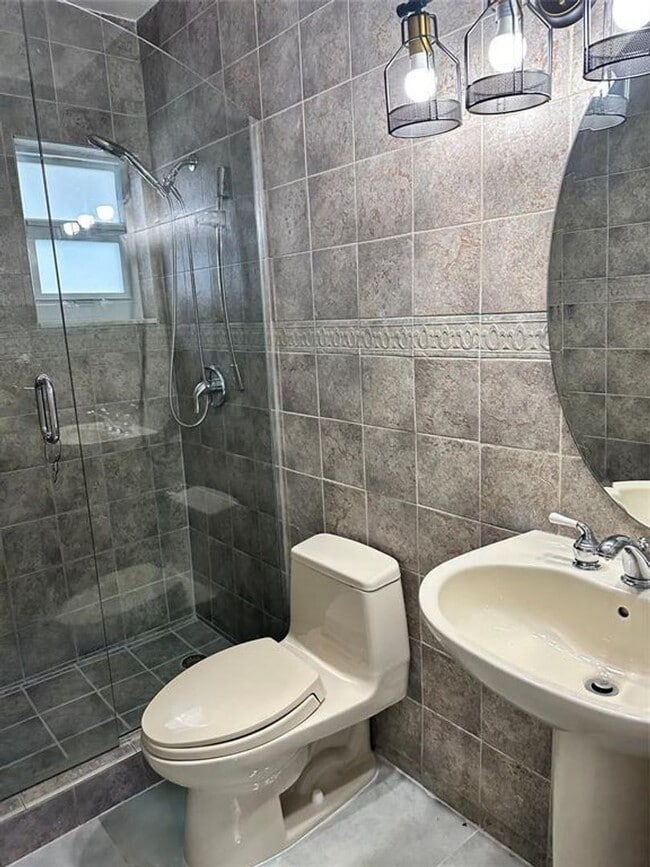 Building Photo - 4050 NW 135th St