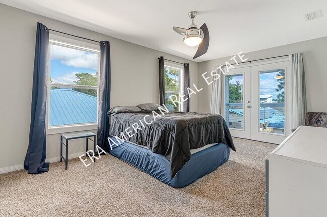 Building Photo - 1725 Union Ave