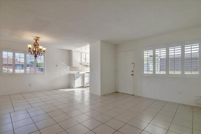 Building Photo - 16755 Parthenia St