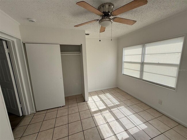 Building Photo - 5104 Londonderry Blvd