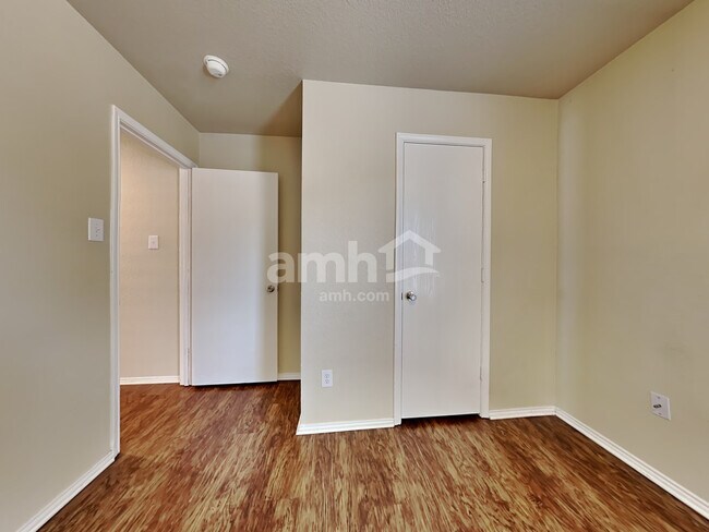 Building Photo - 749 San Felipe Trail