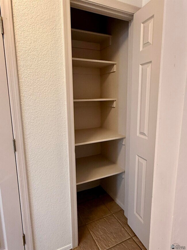 Building Photo - 10796 S Monterrey Way
