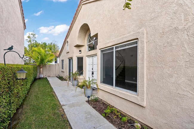 Building Photo - Charming Rental Home in Yorba Linda