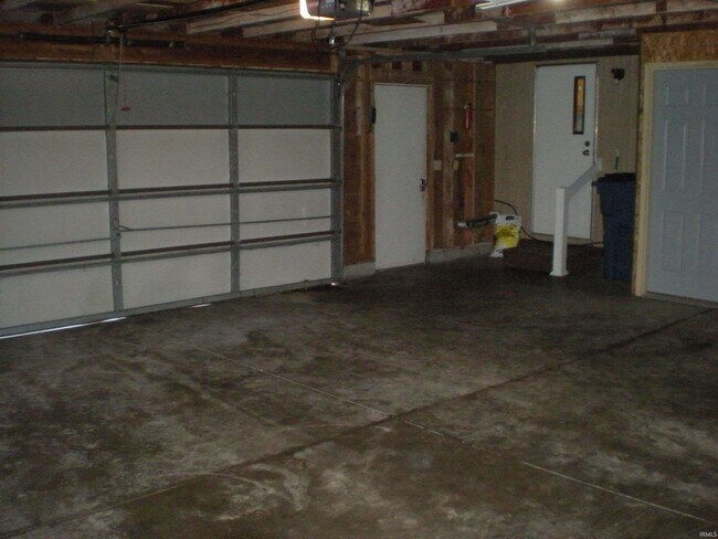 Building Photo - 12725 Clay St