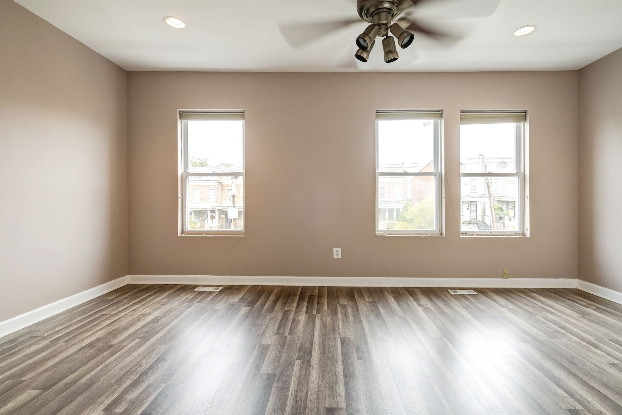 OWNERS SUITE 1 - 450 Randolph St NW