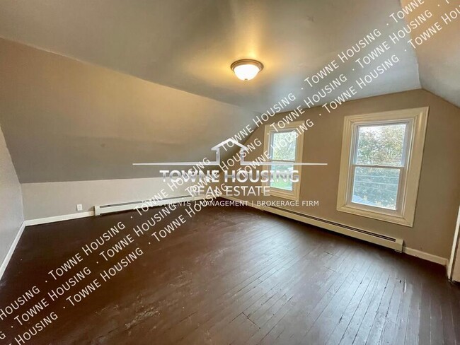 Building Photo - 193 Courtland Ave