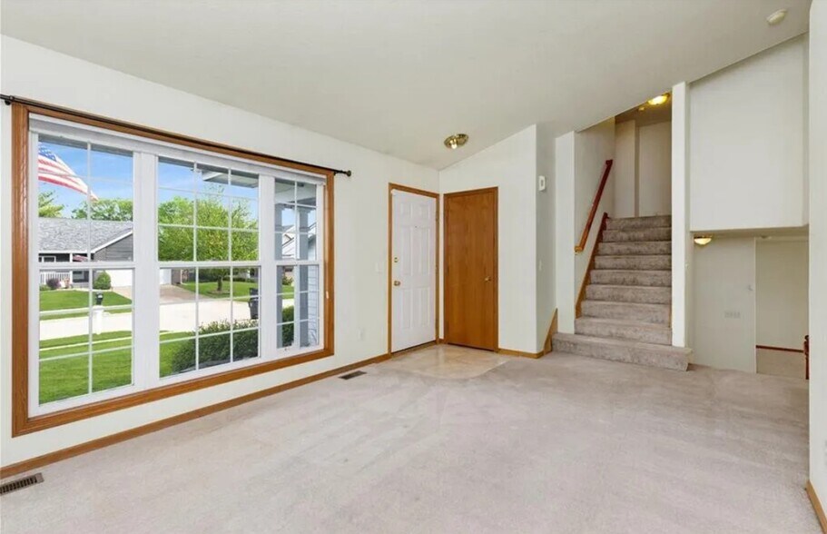 Building Photo - 2412 Emma Ave