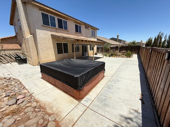 Building Photo - 9093 Seal Beach Dr