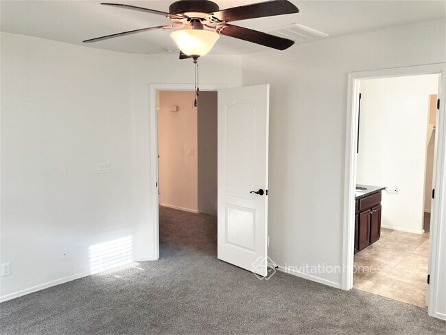 Building Photo - 13405 N 87th Dr