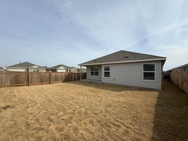 Building Photo - 223 Camargue Dr