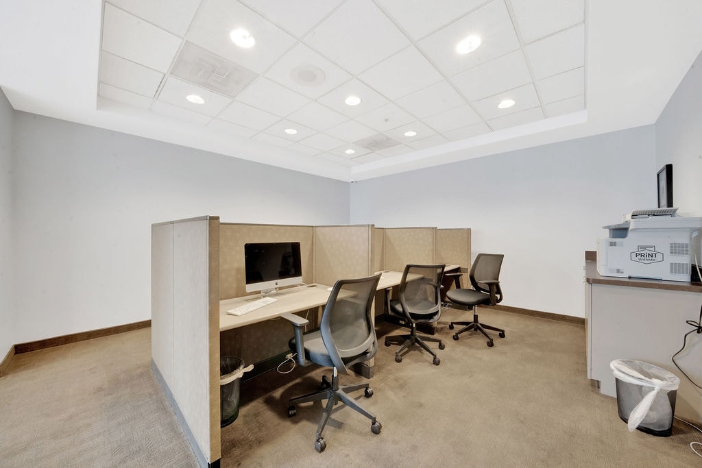 Building Photo - 545 N Dearborn St