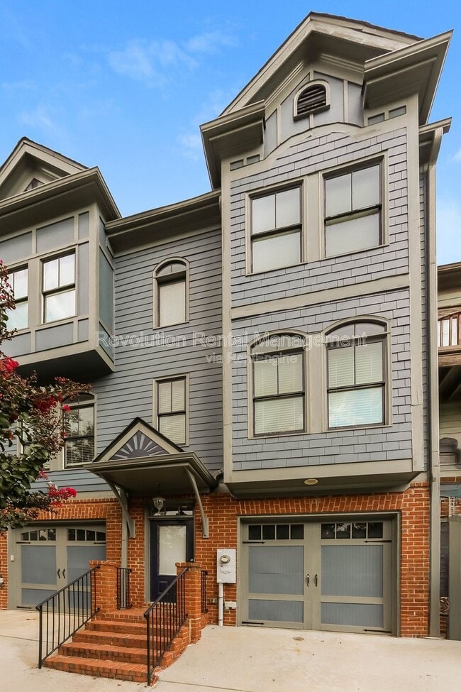 Building Photo - 1284 Jandras Ln SE